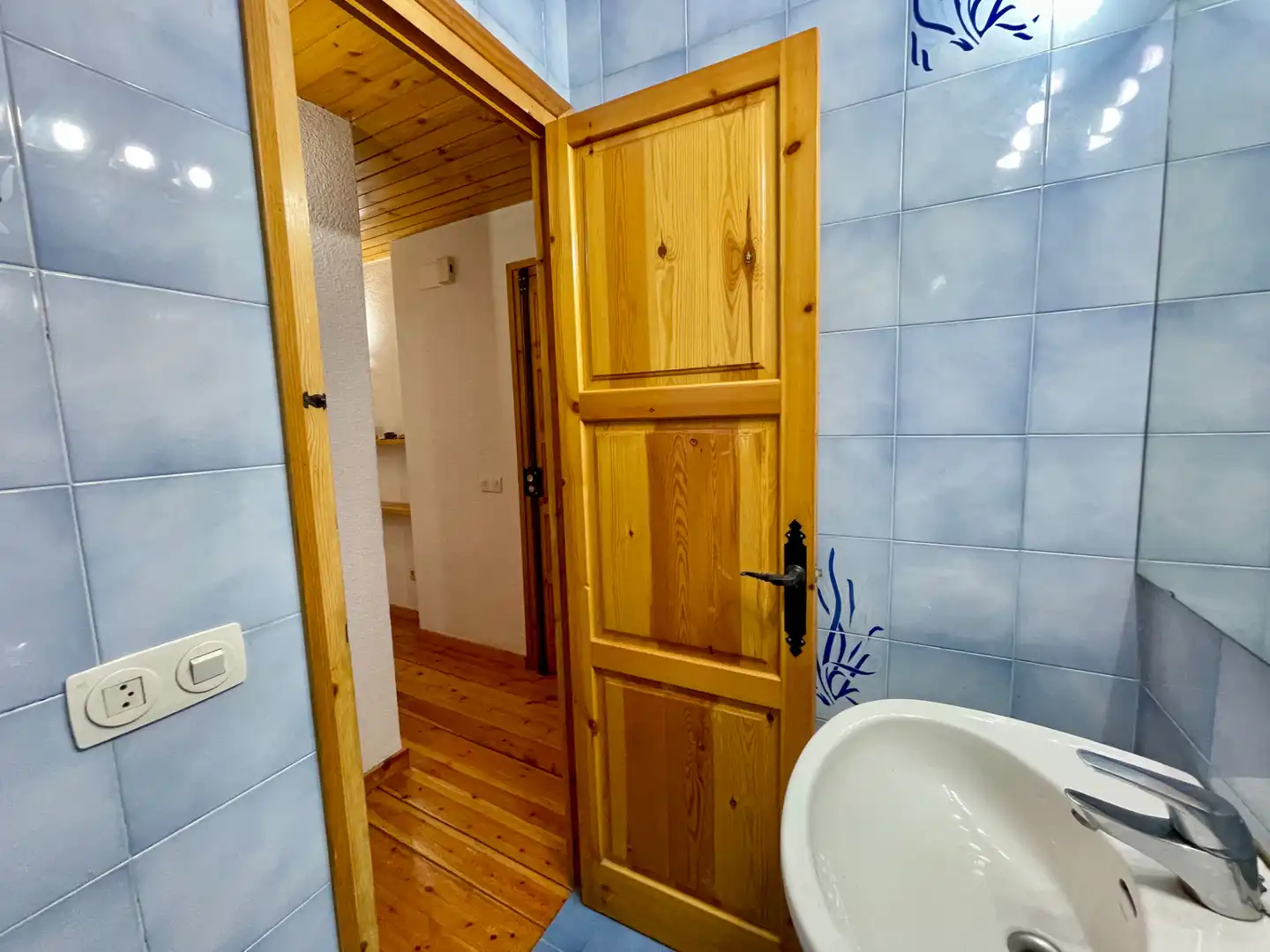 Baño de Ático en venta en Setcases con Calefacción, Terraza y Amueblado