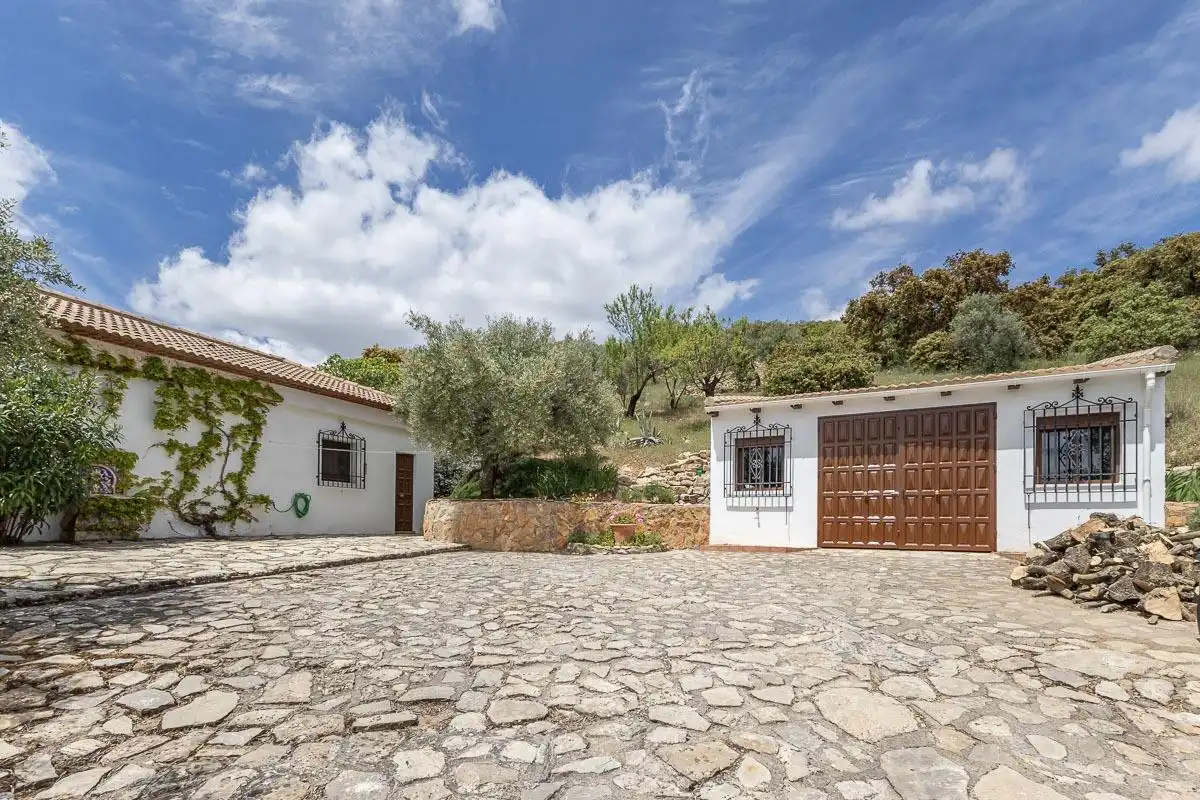 Vista exterior de Finca rústica en venta en Alcalá la Real con Calefacción y Terraza
