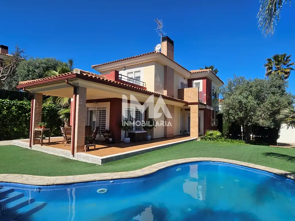 Exterior view of Houses for sale in Bétera  with Air Conditioner, Heating and Private garden