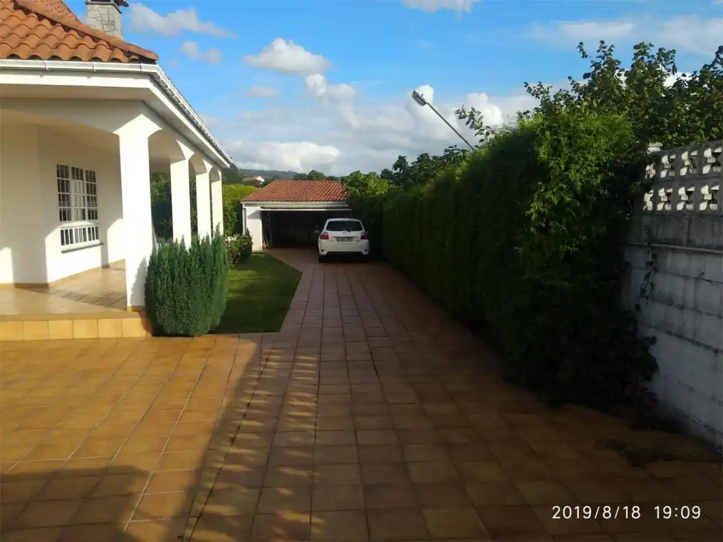 Vista exterior de Casa o chalet de alquiler en Cabanas con Jardín privado, Parquet y Piscina