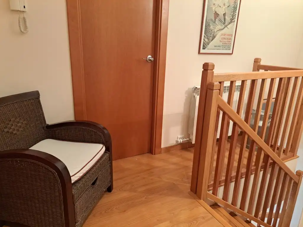 Dúplex en venta en Alp con Calefacción, Trastero y Amueblado