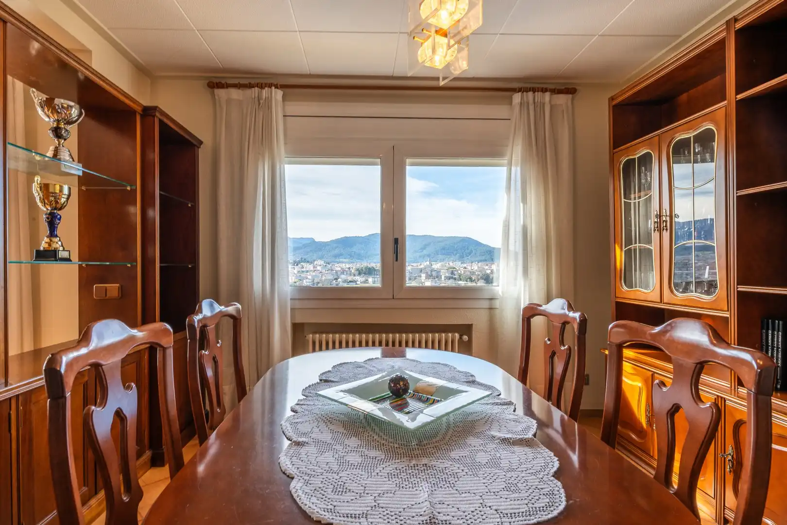 Comedor de Casa o chalet en venta en Banyoles con Terraza, Piscina y Balcón