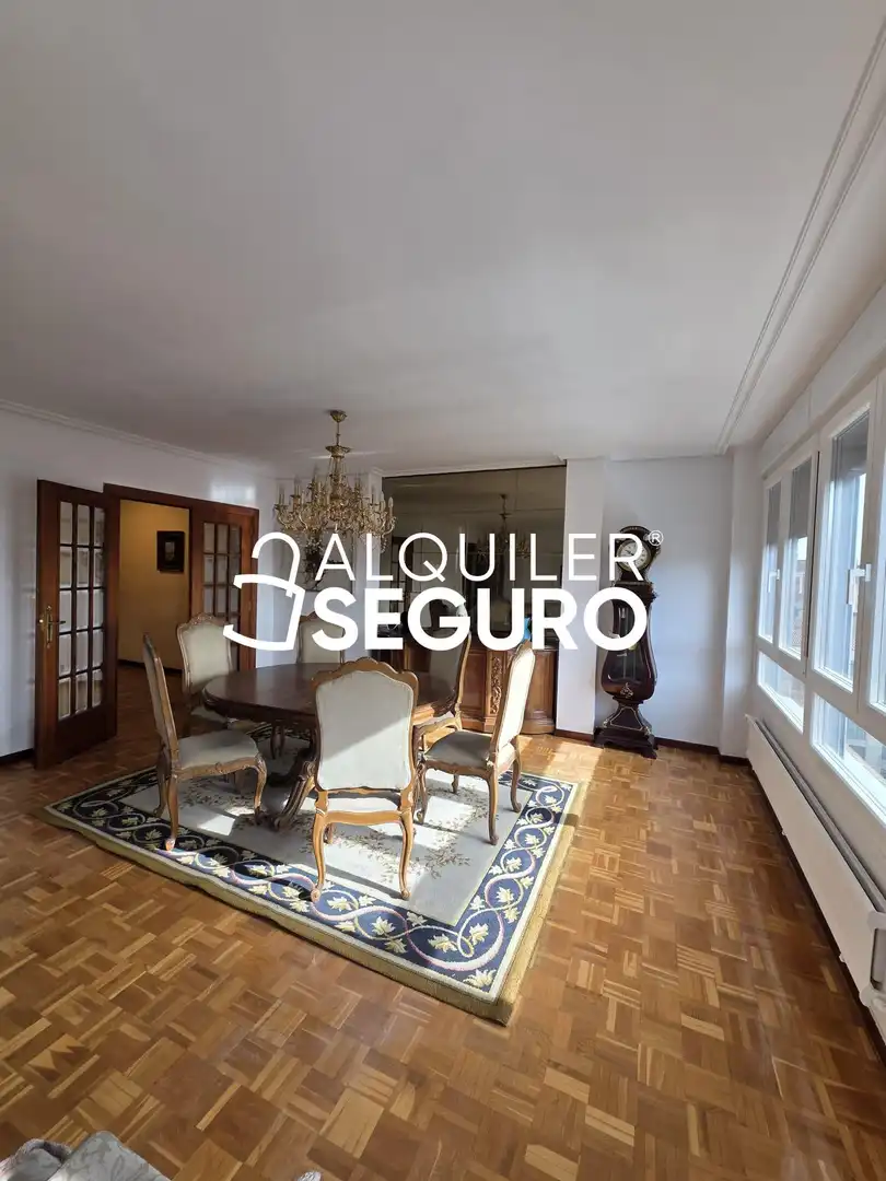 Esszimmer von Wohnung zur Miete in Tardajos mit Heizung und Möbliert