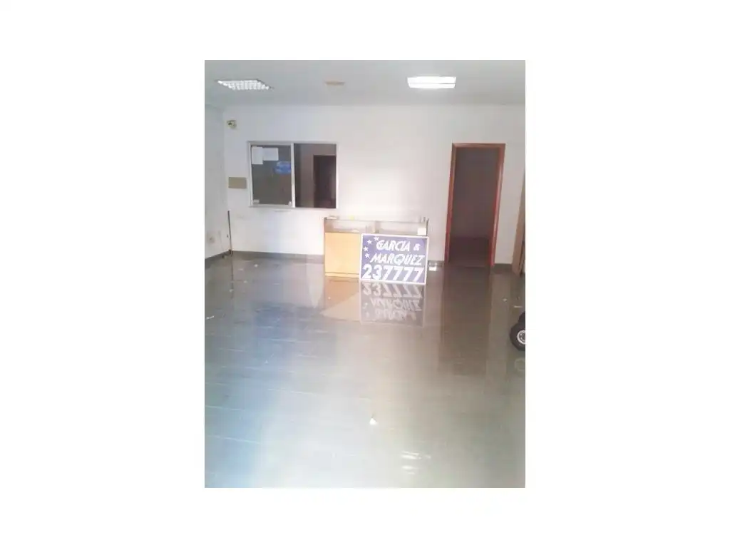 Gewerbefläche zum Verkauf in Calle León Leal, imagen 3