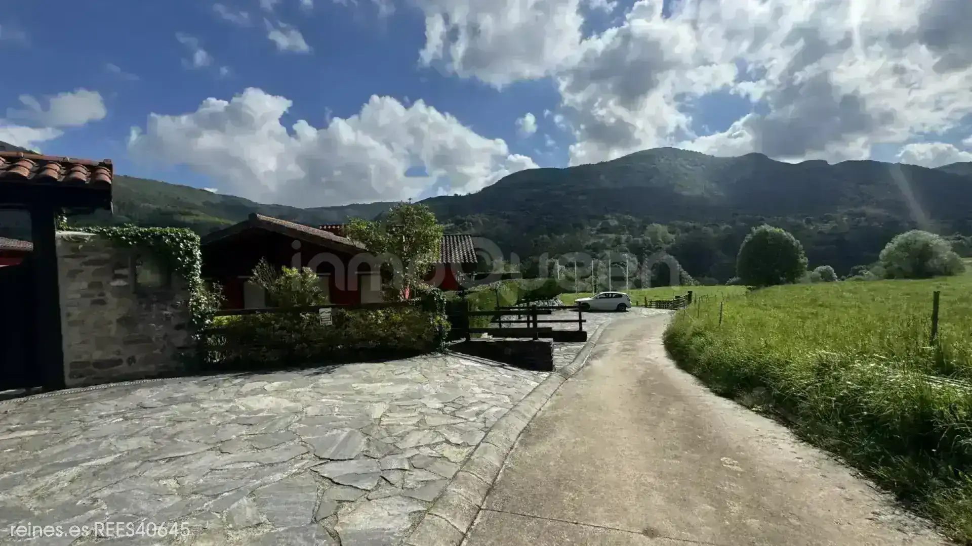 Casa adosada en venta en Rionansa con Calefacción, Jardín privado y Terraza