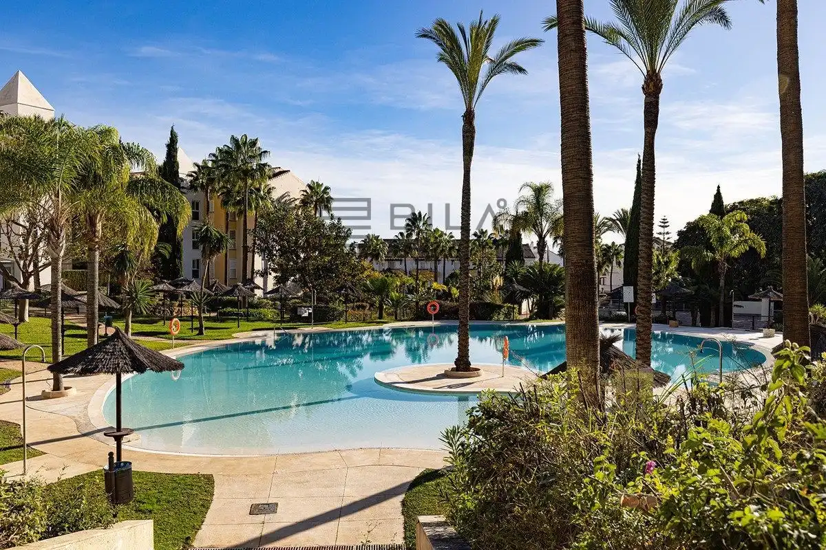 Garden of Attic for sale in Marbella  with Air Conditioner, Terrace and Swimming Pool