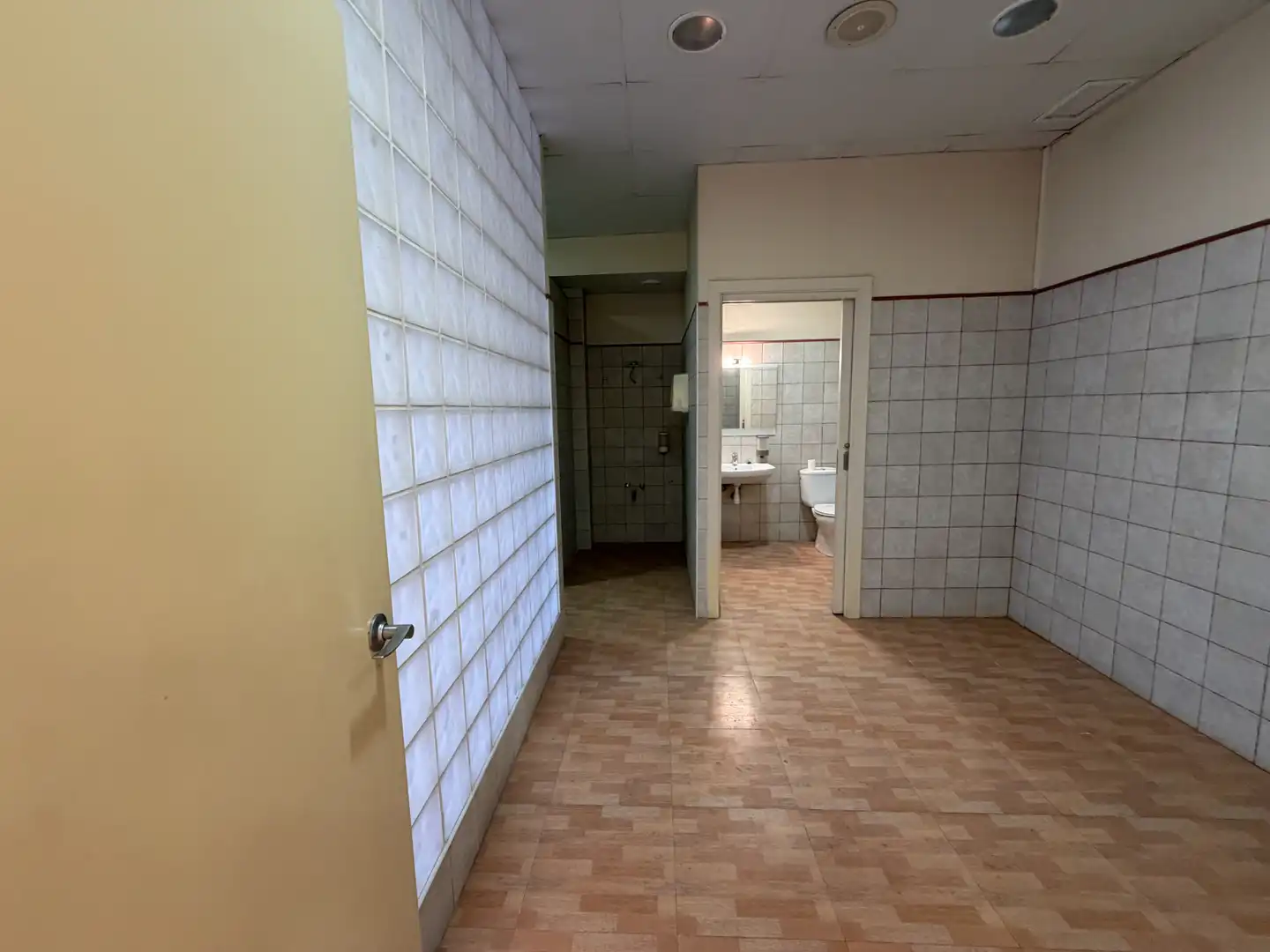 Local de alquiler en Granollers con Aire acondicionado y Alarma