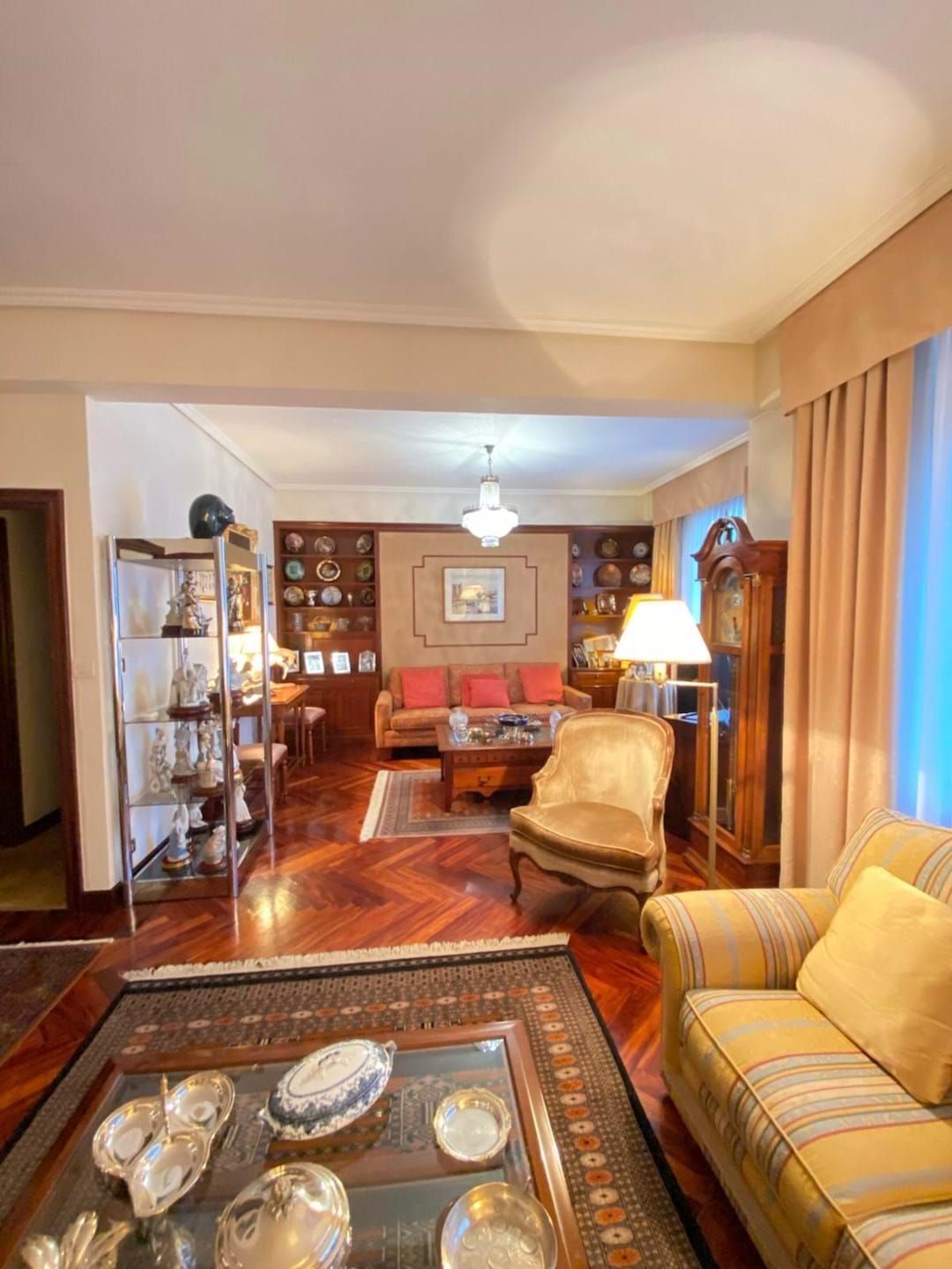 Living room of Flat for sale in Bilbao   with Heating, Terrace and Storage room