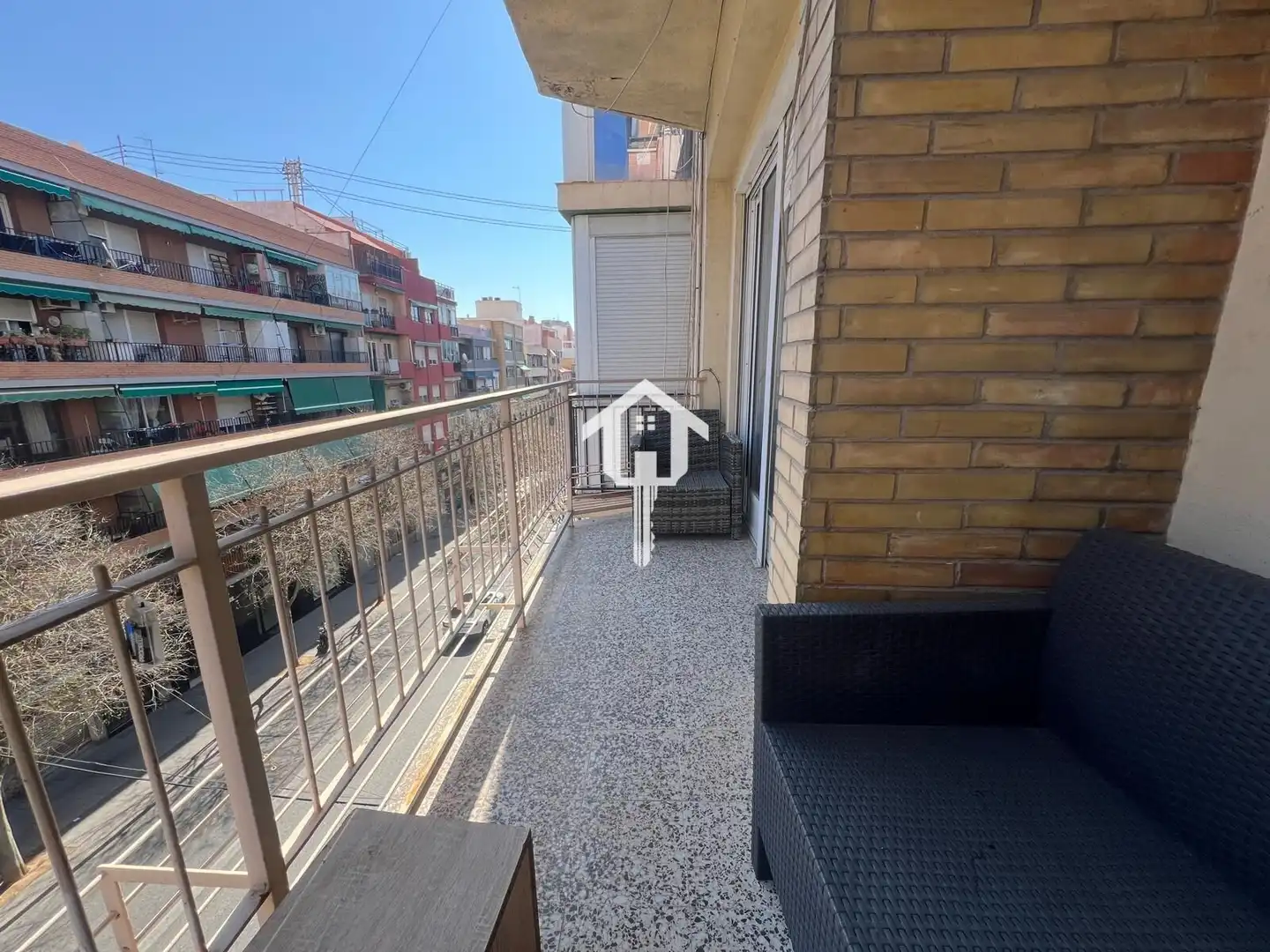 Terraza de Piso en venta en Alicante / Alacant con Amueblado y Balcón