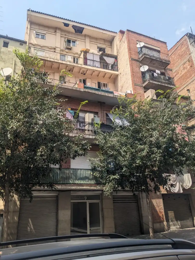 Vista exterior de Pis en venda en Manresa amb Alarma