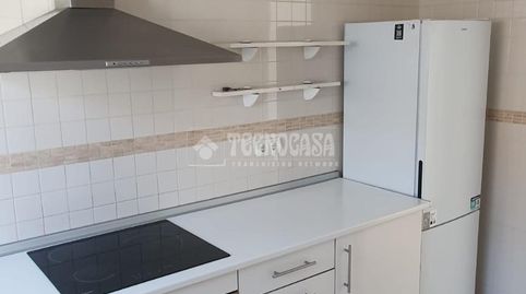 Foto 3 de Casa adosada en venta en Clara Campo Amor, Palomares del Río, Sevilla