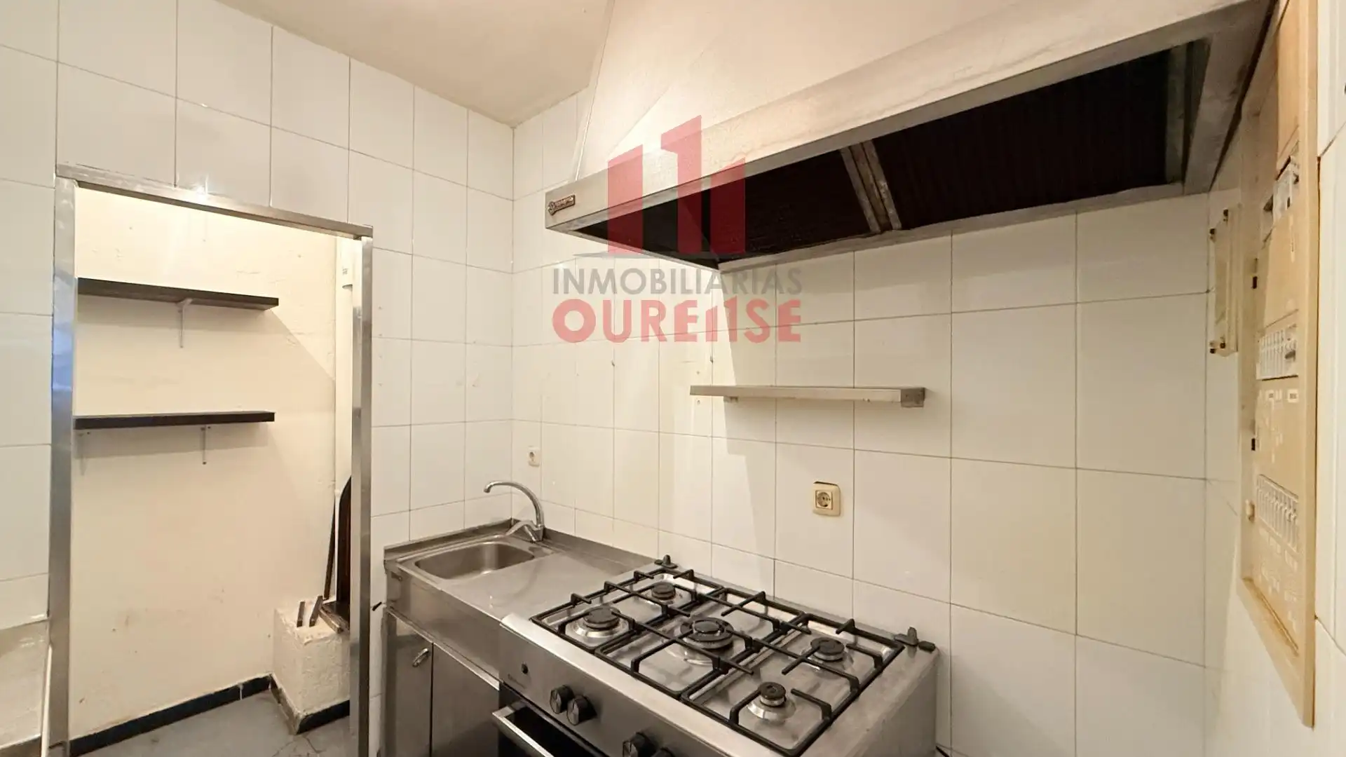 Business premises for sale in Couto, imagen 4
