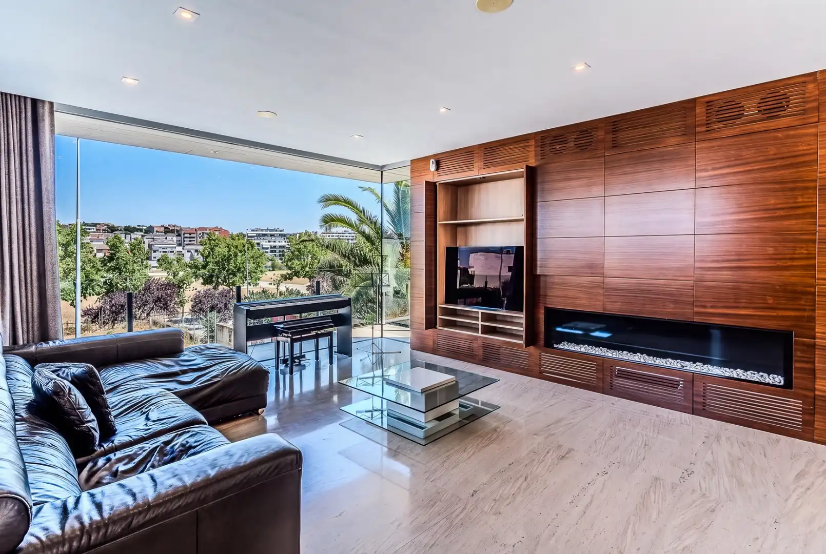 Sala d'estar de Casa o xalet en venda en Tàrrega amb Aire condicionat, Jardí privat i Terrassa