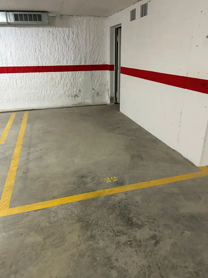 Aparcament de Garatge en venda en El Prat de Llobregat