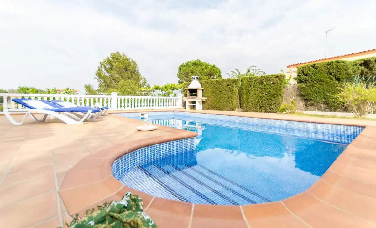 Schwimmbecken von Haus oder Chalet zum Verkauf in L'Ampolla mit Klimaanlage, Privatgarten und Terrasse