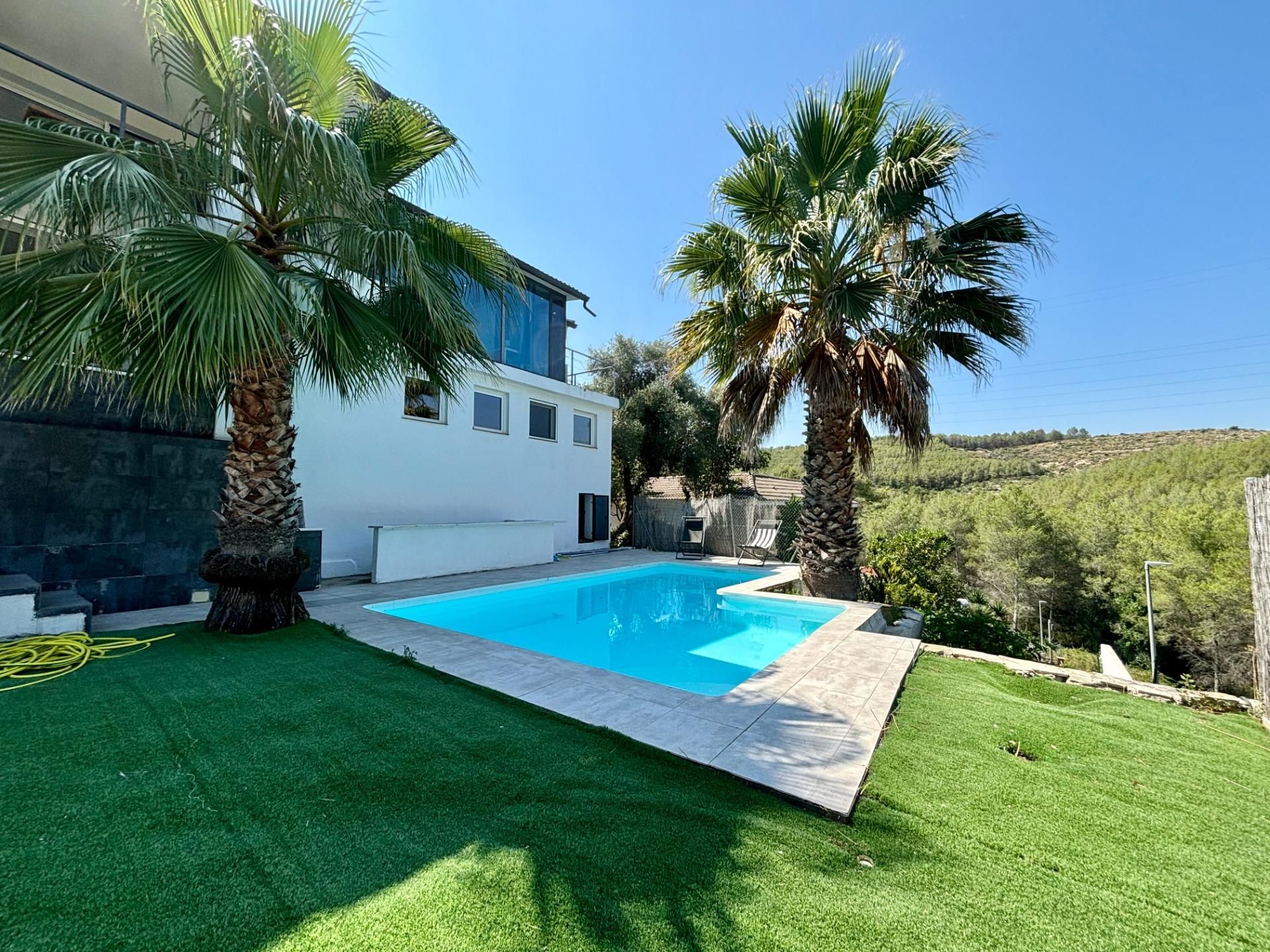 Piscina de Casa o xalet de lloguer en Sant Pere de Ribes amb Aire condicionat, Calefacció i Jardí privat