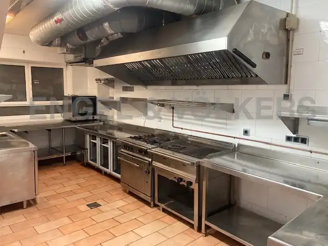 Kitchen of Commercial properties for sale in El Masnou  with Air Conditioner and Terrace
