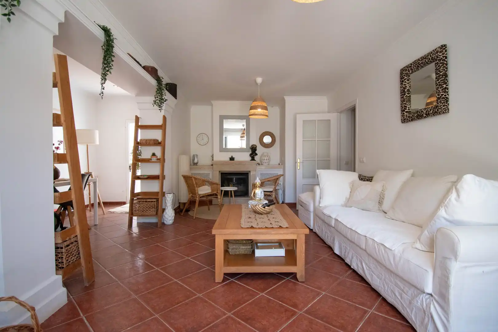 Sala d'estar de Casa o xalet en venda en Chiclana de la Frontera