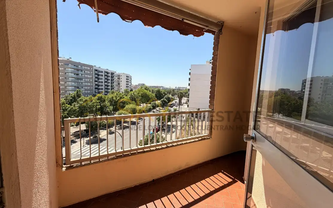Balcony of Flat for sale in Valencia  with Air Conditioner, Heating and Terrace
