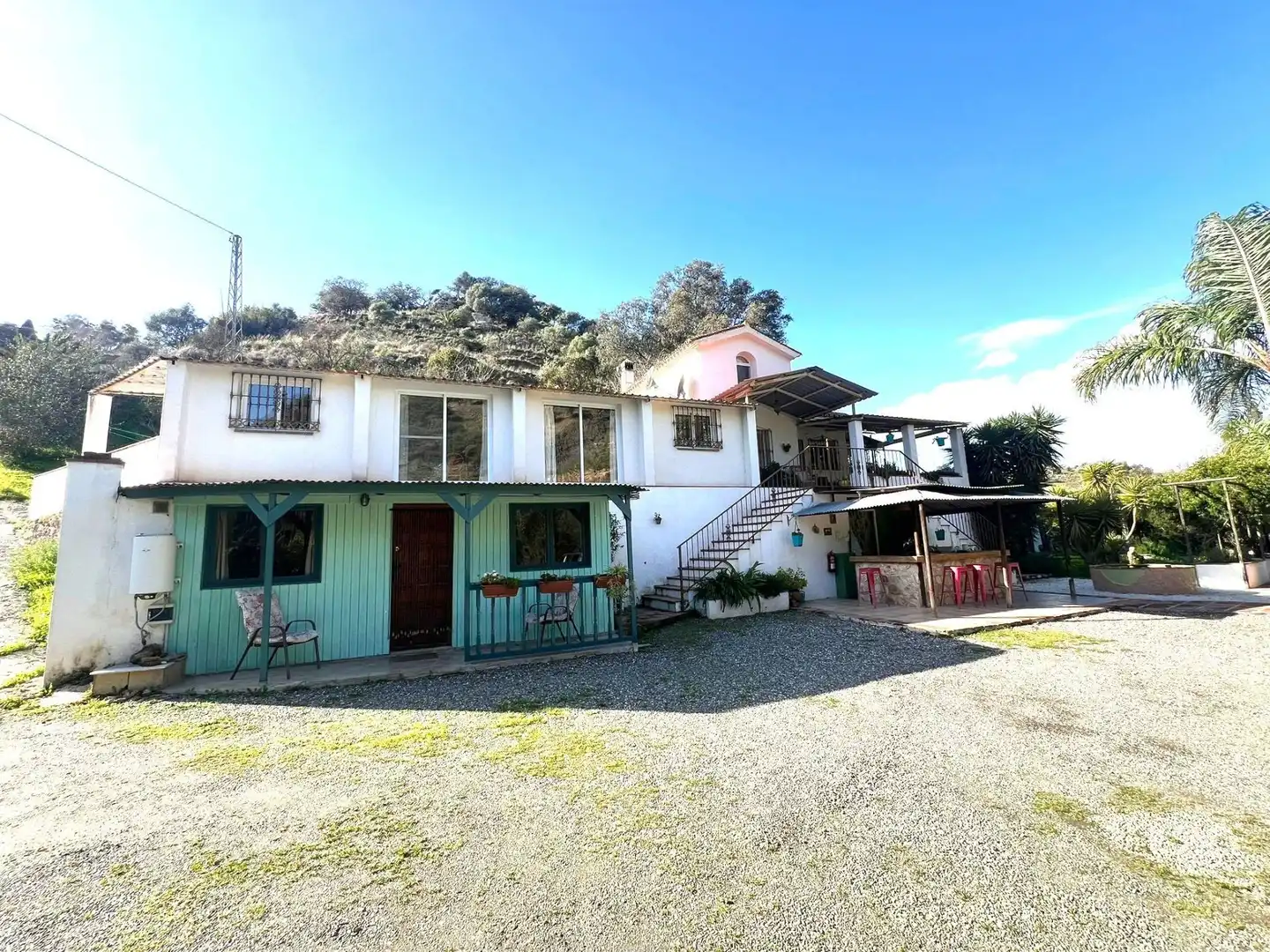 Casa rústica con piscina en venta en Coín