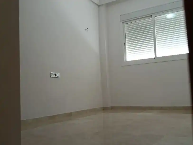 Habitación de Casa o chalet en venta en Vélez-Málaga con Aire acondicionado, Piscina y Balcón