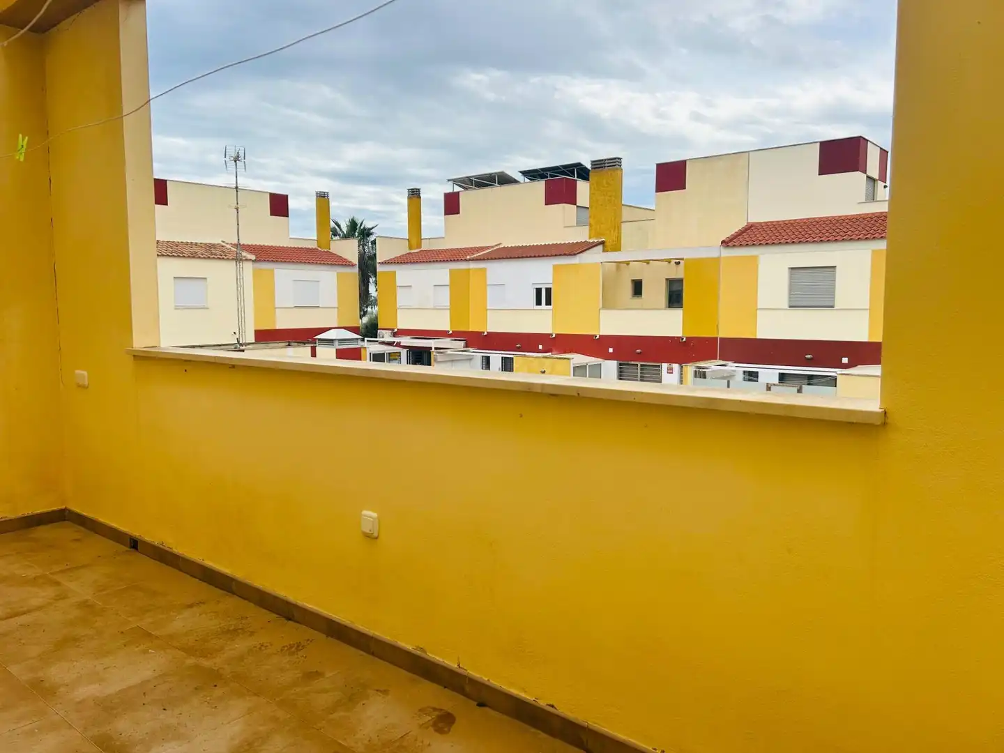 Terrassa de Casa adosada en venda en Los Alcázares amb Aire condicionat, Terrassa i Moblat