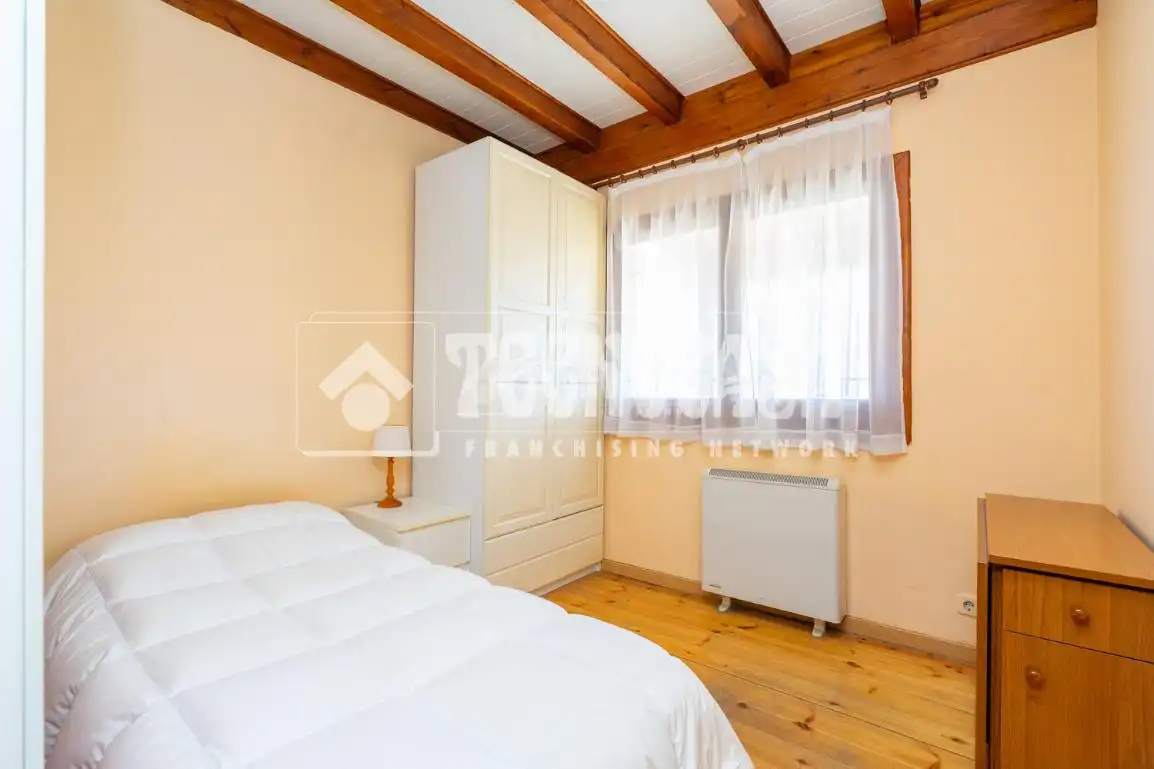 Habitación de Casa o chalet en venta en Guadalix de la Sierra con Calefacción, Jardín privado y Terraza
