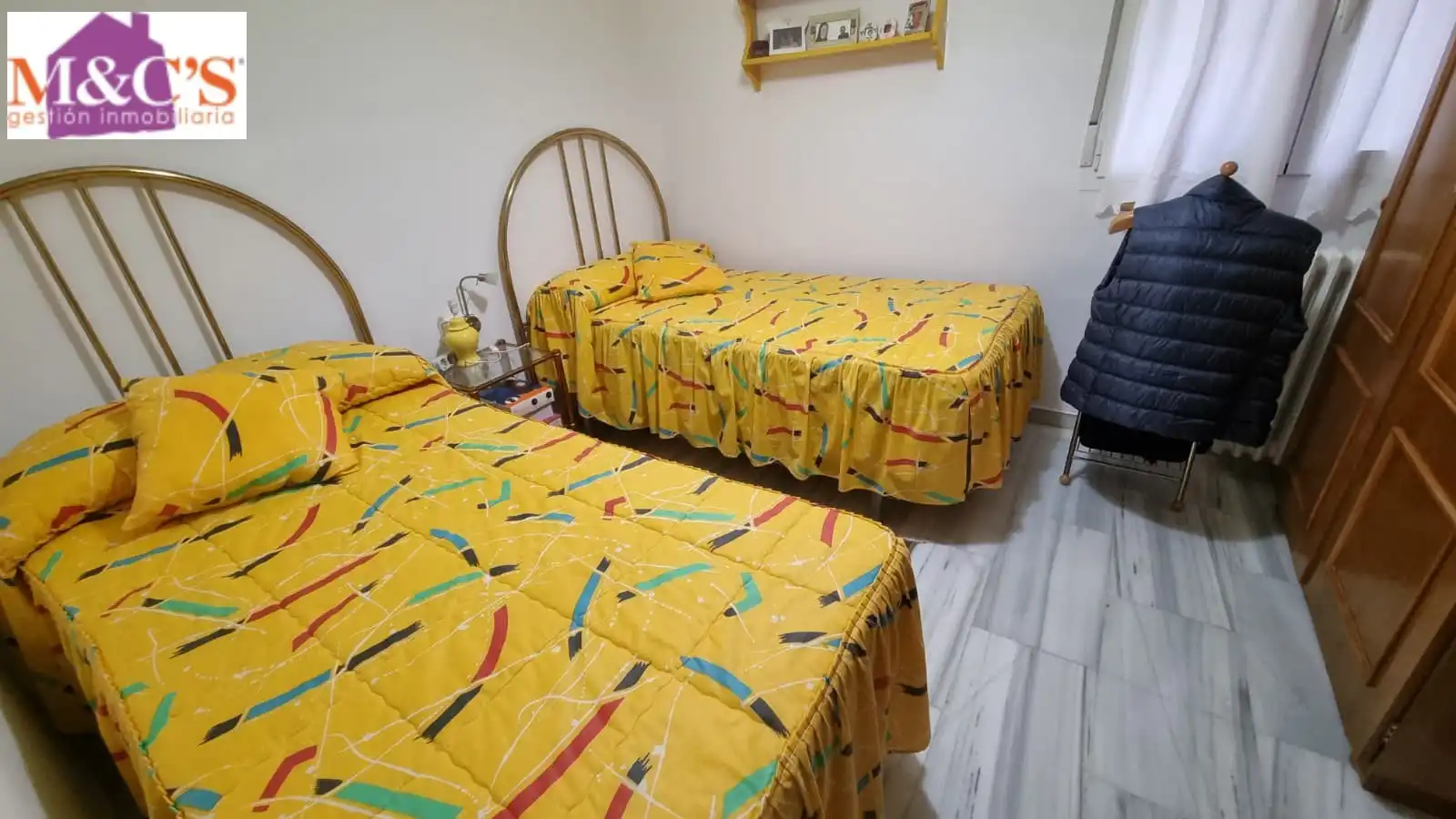 Dormitori de Casa o xalet en venda en Puertollano amb Aire condicionat, Calefacció i Jardí privat
