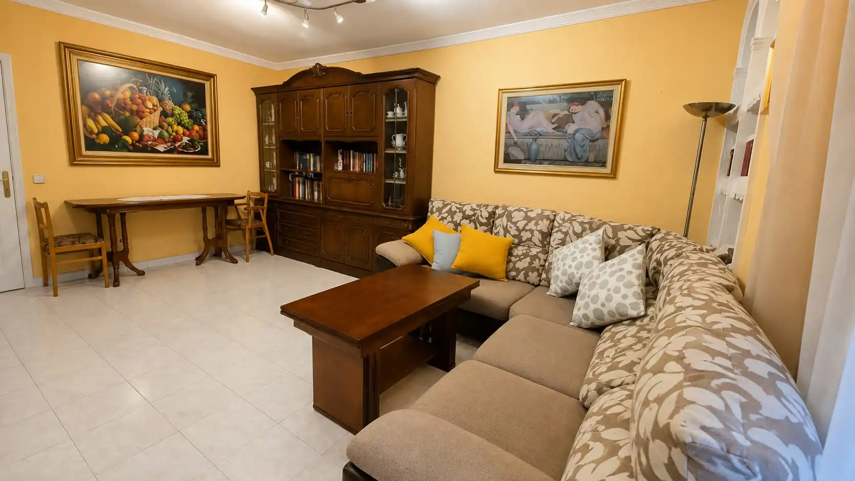 Living room of Flat for sale in Parla  with Air Conditioner, Heating and Terrace