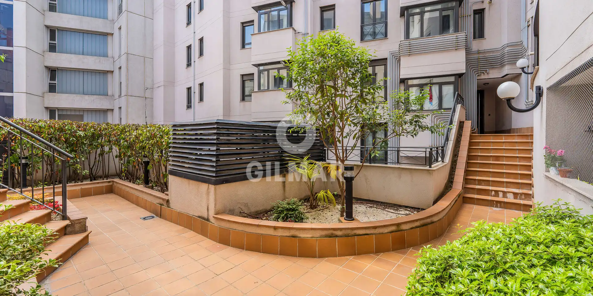 Terrace of Flat for sale in Madrid  with Heating, Private garden and Storage room