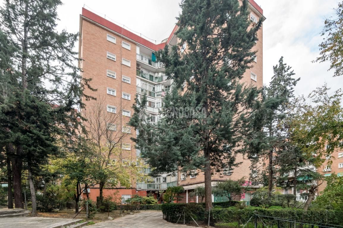 Exterior view of Flat for sale in  Madrid Capital