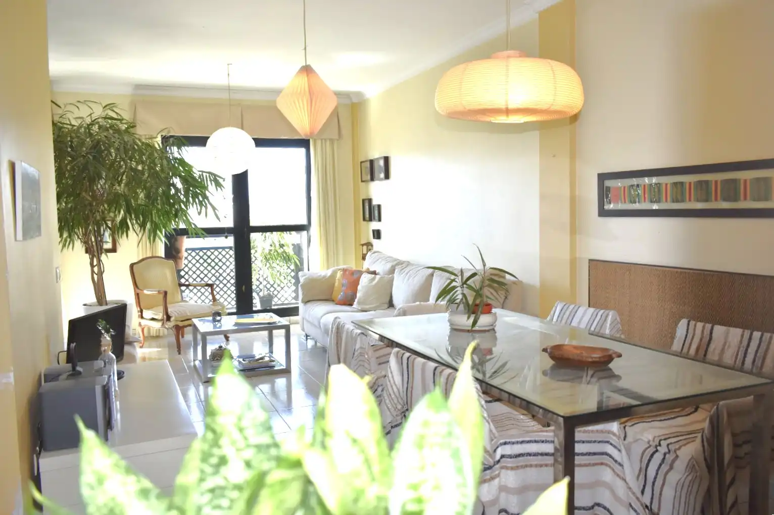 Sala d'estar de Pis en venda en Las Palmas de Gran Canaria amb Traster, Balcó i Internet