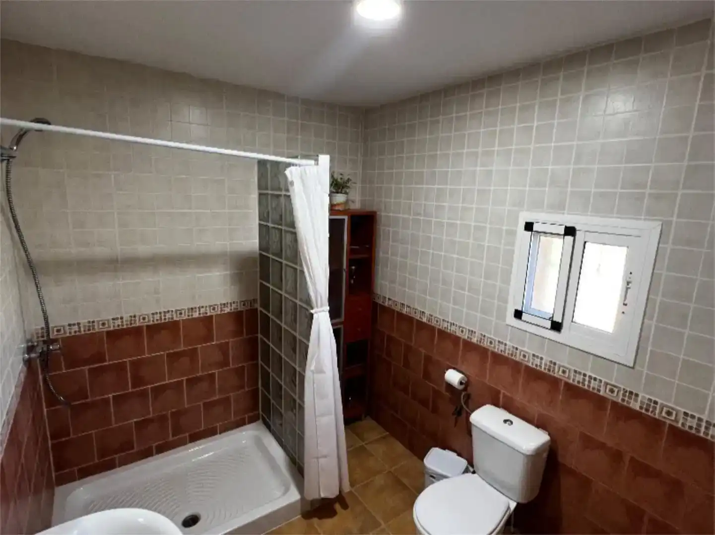 Bathroom of Country homes for sale in Álora  with Air Conditioner, Swimming Pool and Balcony