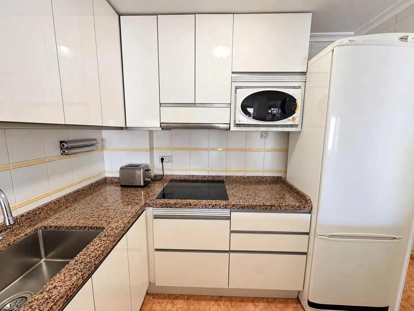 Apartamento con terraza en venta en Calle SAN MIGUEL DE SALINAS, imagen 8