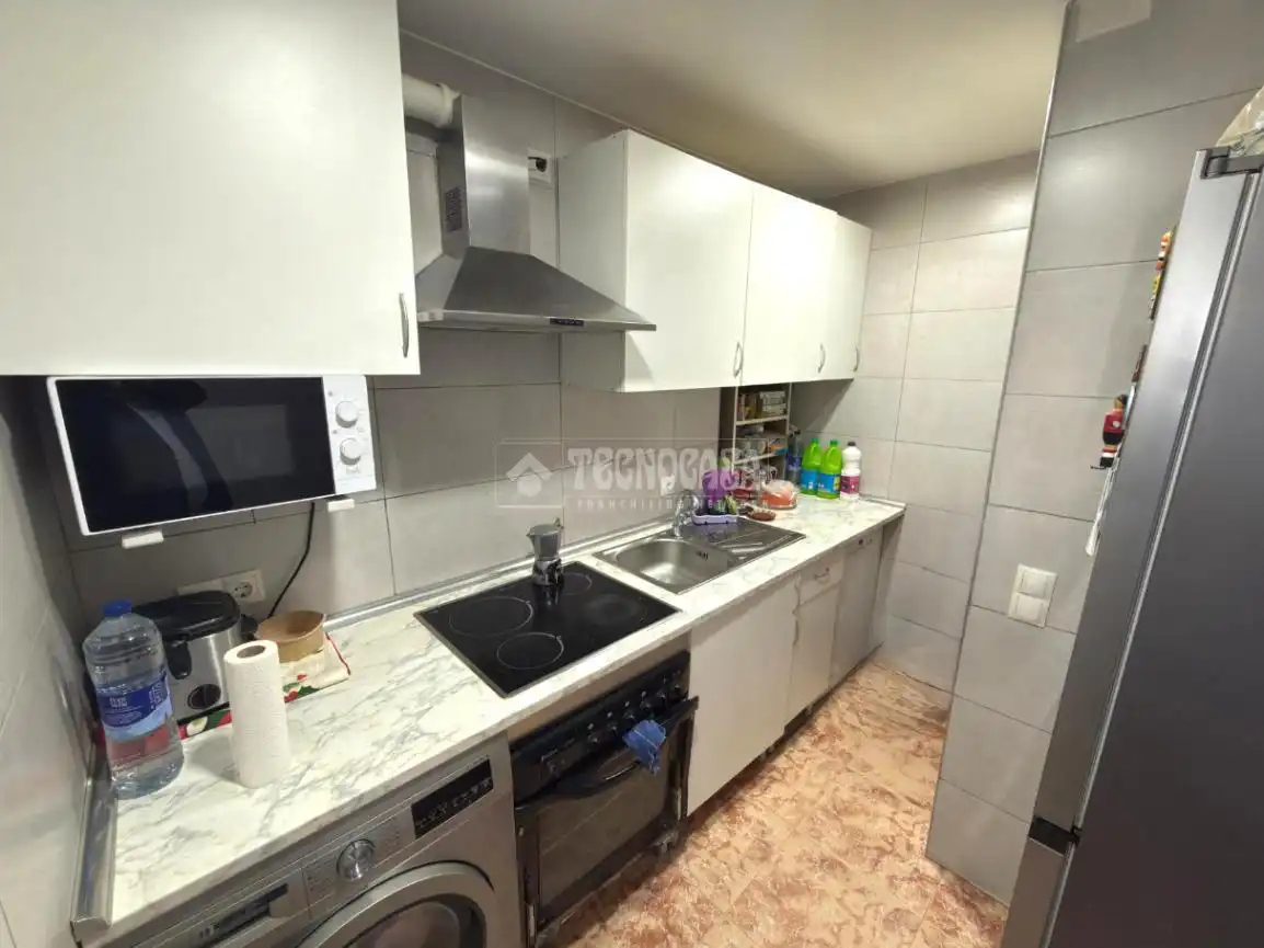 Küche von Wohnung zum Verkauf in Madrid mit Klimaanlage und Heizung