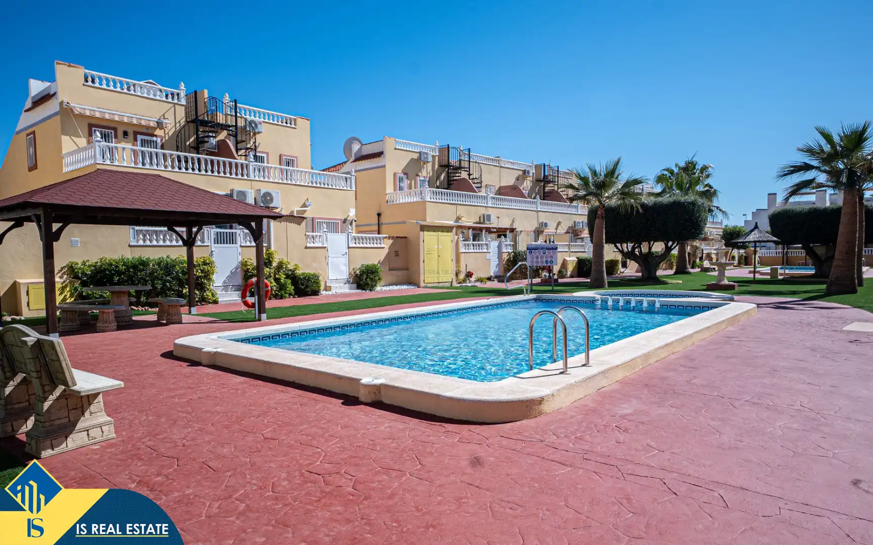 Piscina de Casa o xalet en venda en Torrevieja amb Aire condicionat, Calefacció i Terrassa