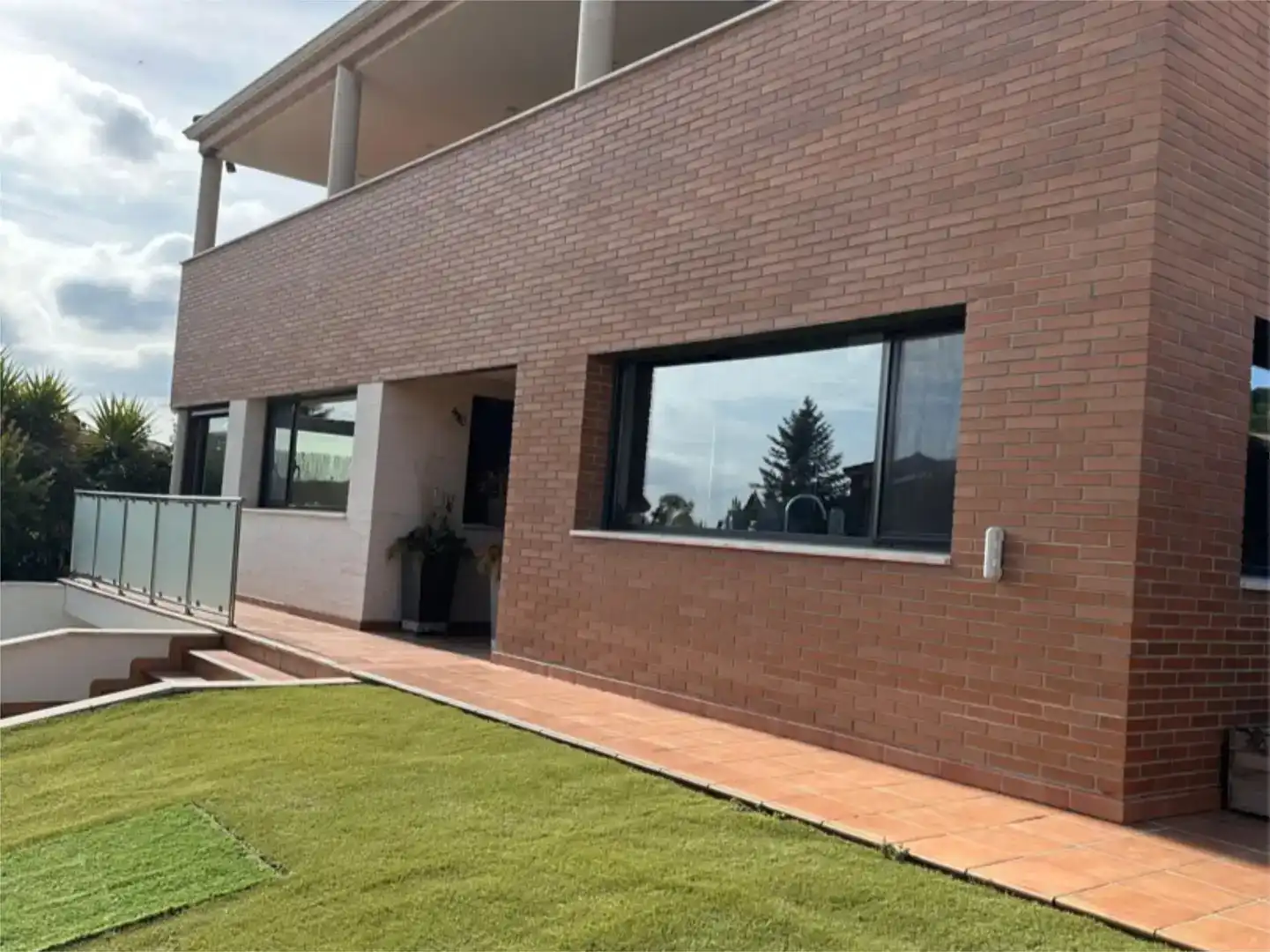 Vista exterior de Pis en venda en Alpicat amb Aire condicionat, Jardí privat i Parquet