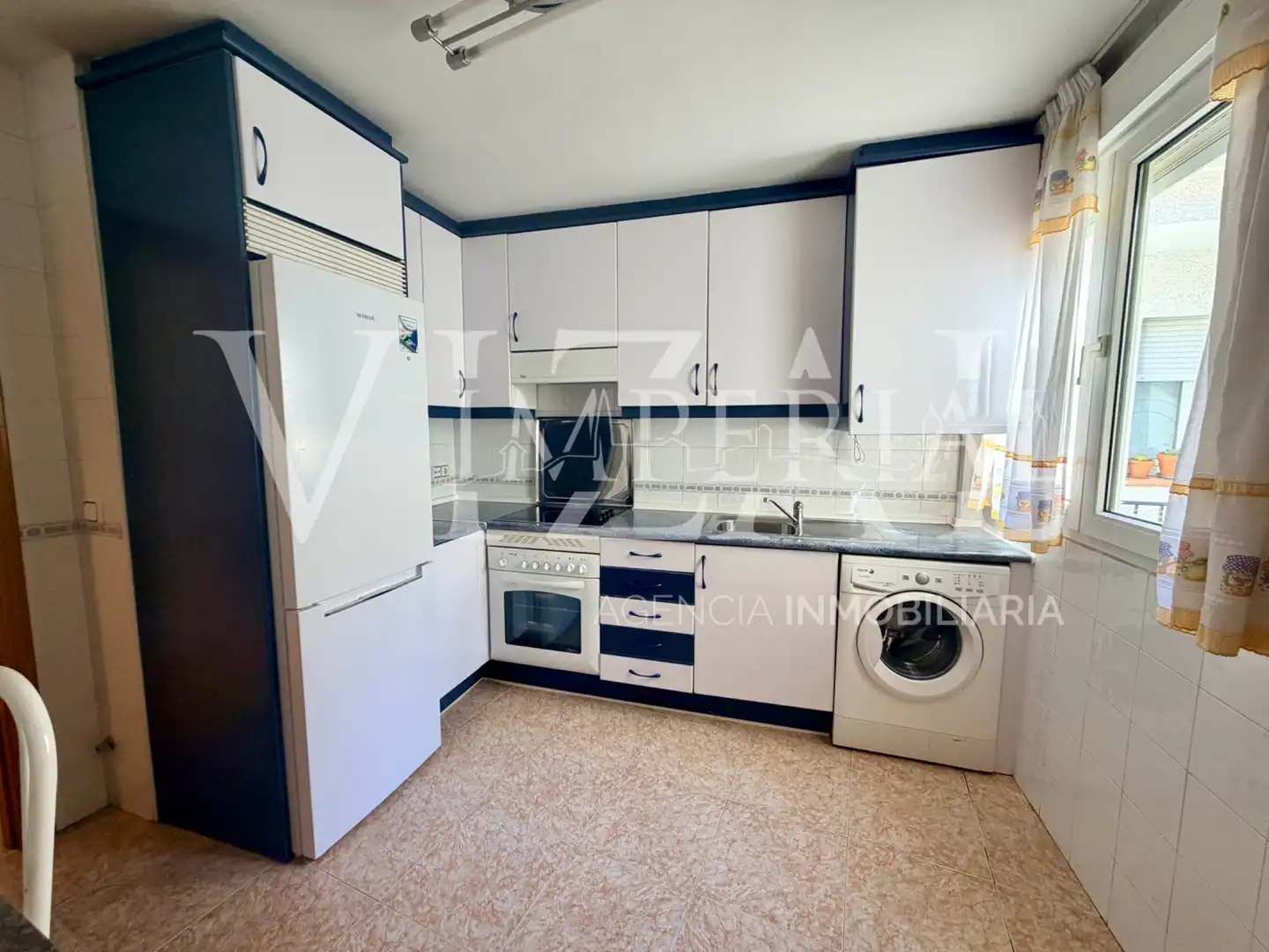 Kitchen of Flat for sale in Illescas  with Air Conditioner, Heating and Terrace