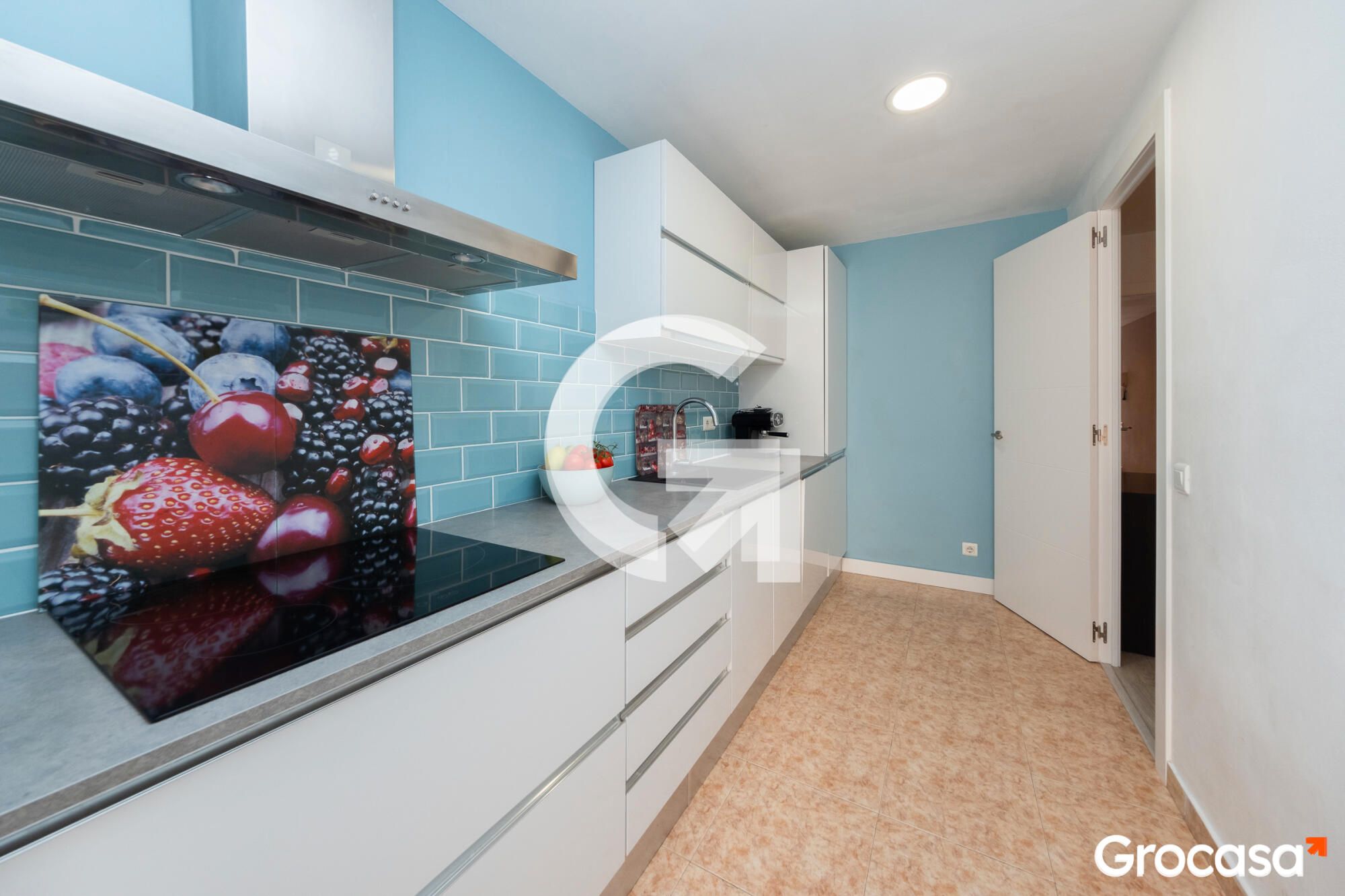 Kitchen of Flat for sale in L'Hospitalet de Llobregat  with Heating, Storage room and Oven