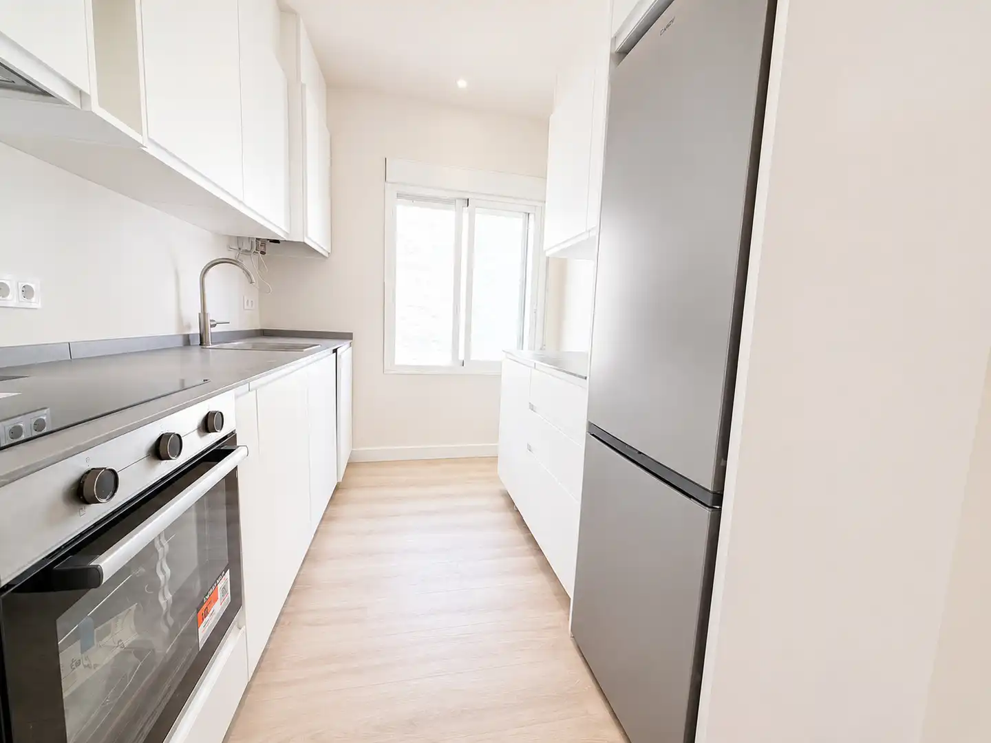 Kitchen of Flat for sale in  Logroño  with Heating, Oven and Washing machine