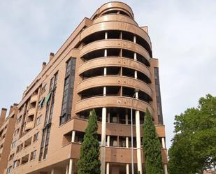 Exterior view of Flat to rent in Valladolid Capital  with Heating, Parquet flooring and Oven