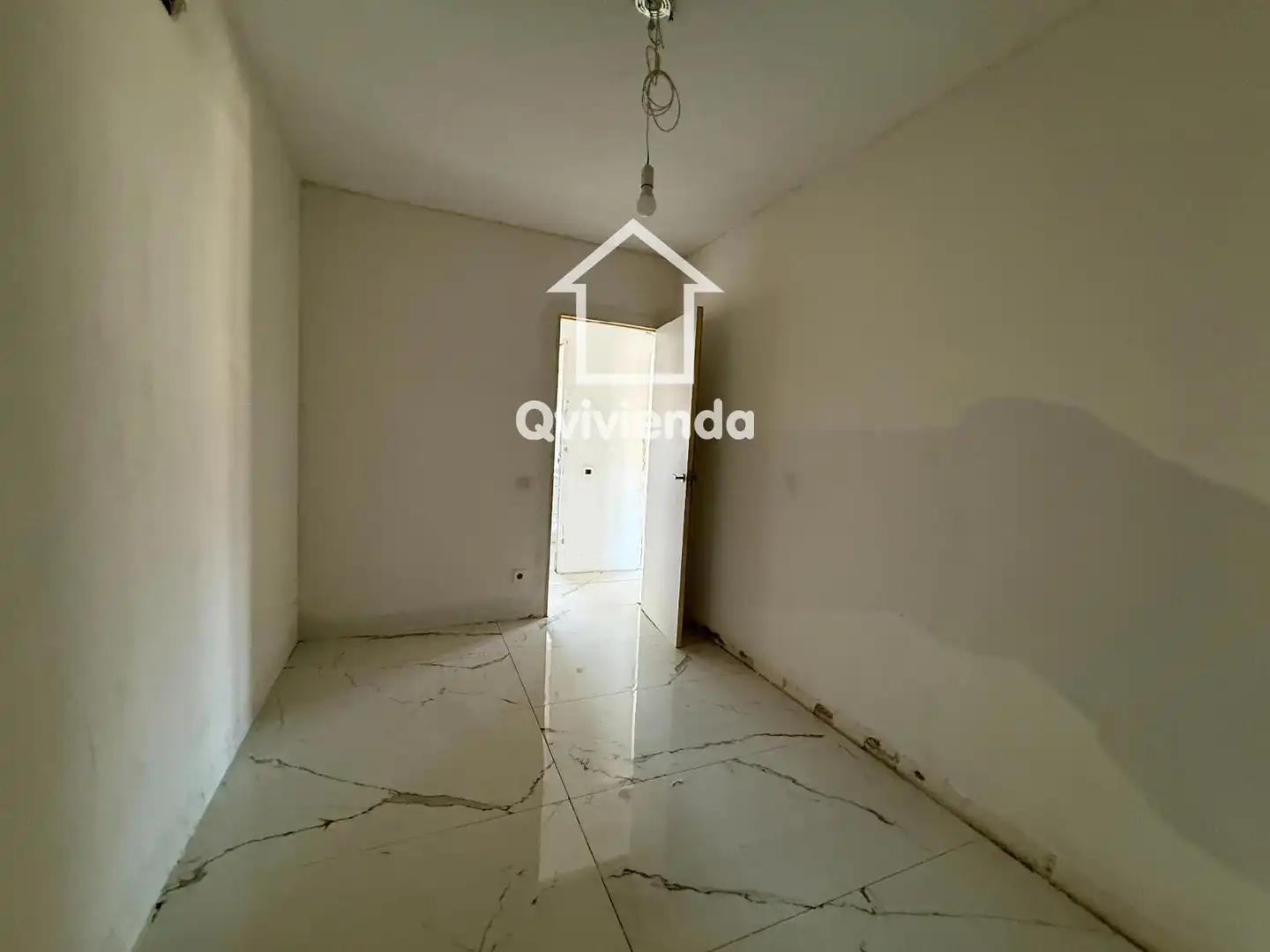 Habitación de Casa adosada en venta en Palau-solità i Plegamans con Piscina