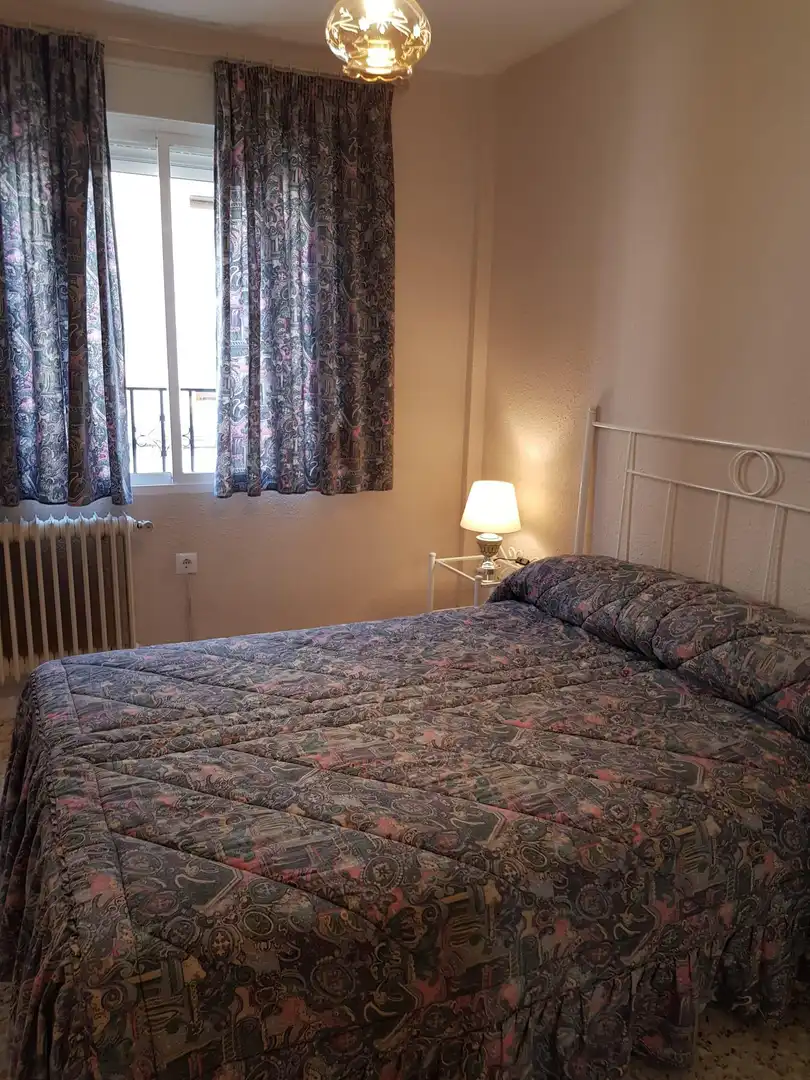 Schlafzimmer von Wohnungen zur Miete in Baeza