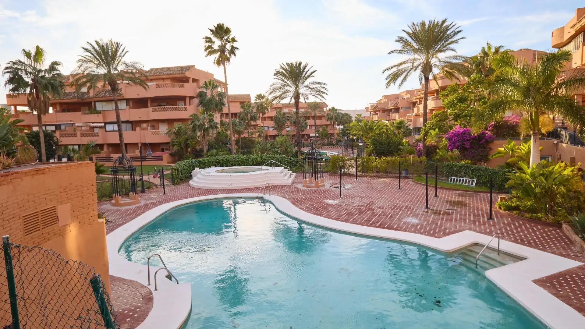 Exterior view of Flat for sale in El Ejido  with Air Conditioner, Private garden and Terrace