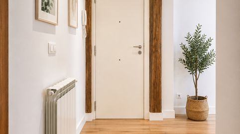 Piso  en Parte Vieja Donostiarra a dos pasos del mar 2 dormitorios, 1 baño, vestidor y  calefacción gas. Luz natural Ideal para di, imatge 5