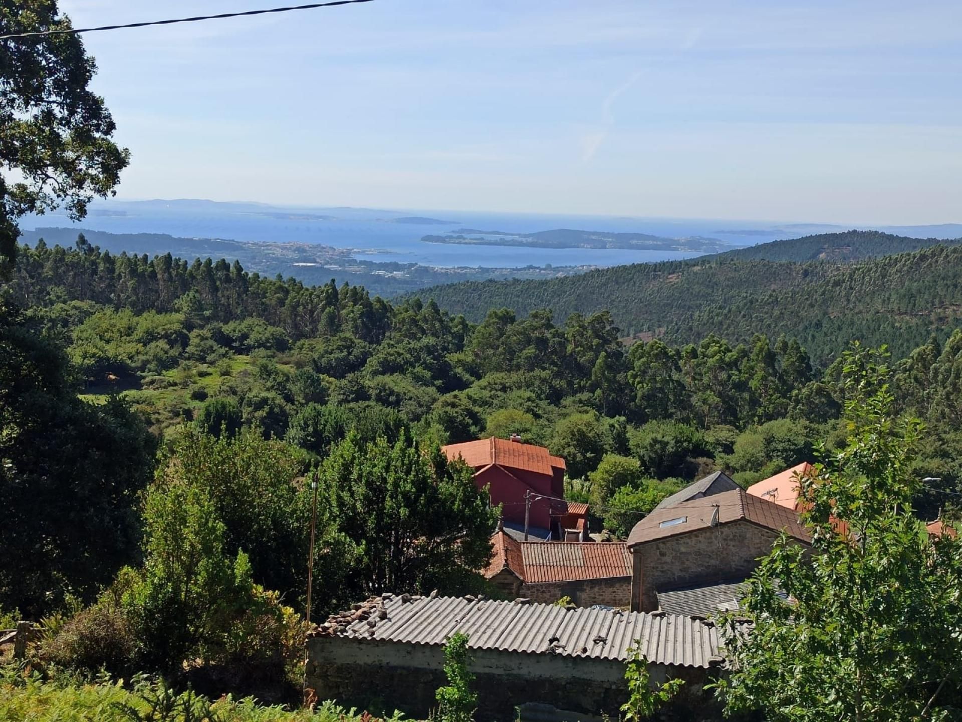 Vista exterior de Finca rústica en venda en Rianxo amb Terrassa