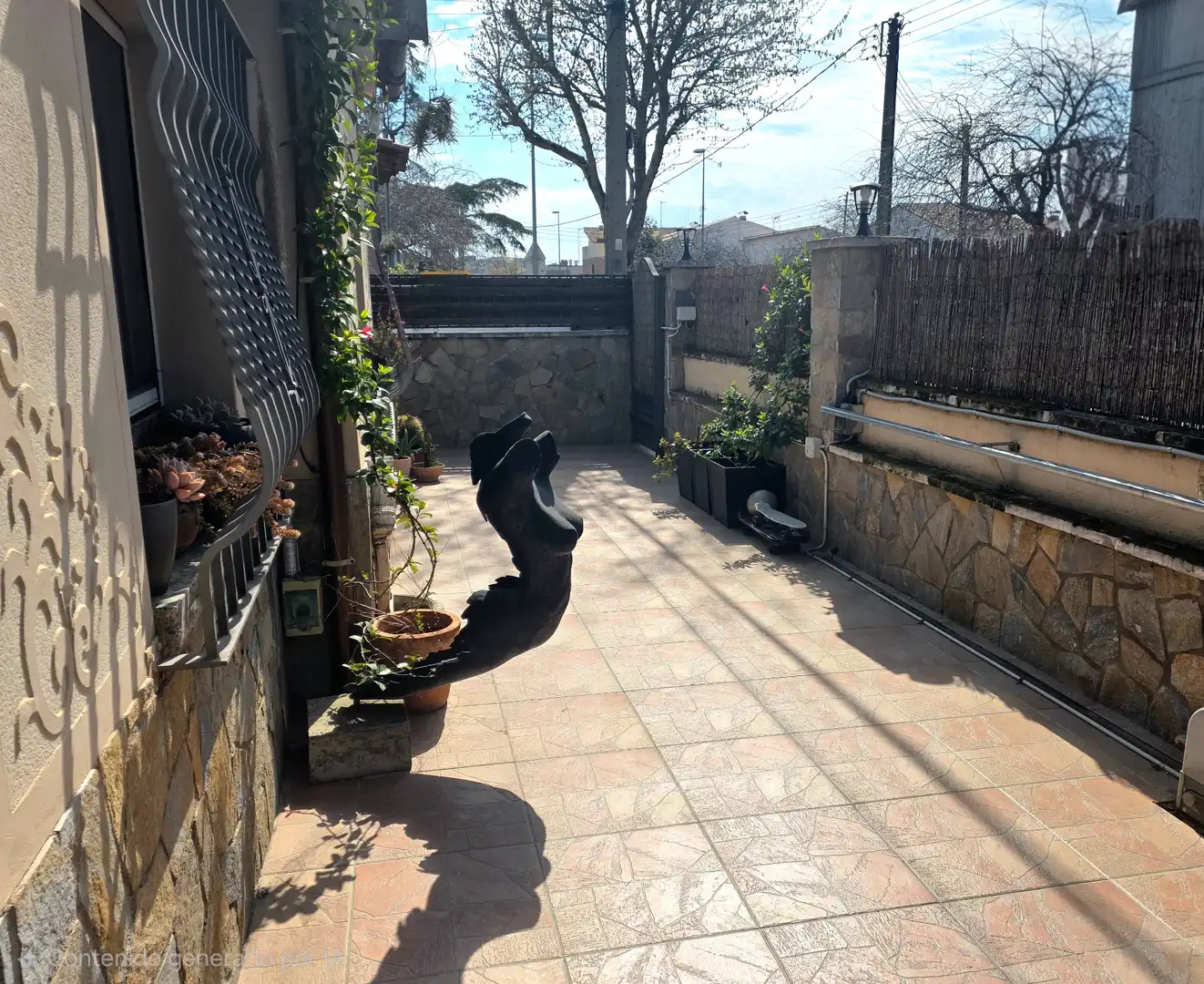 Jardí de Casa adosada en venda en Cerdanyola del Vallès amb Aire condicionat, Calefacció i Jardí privat