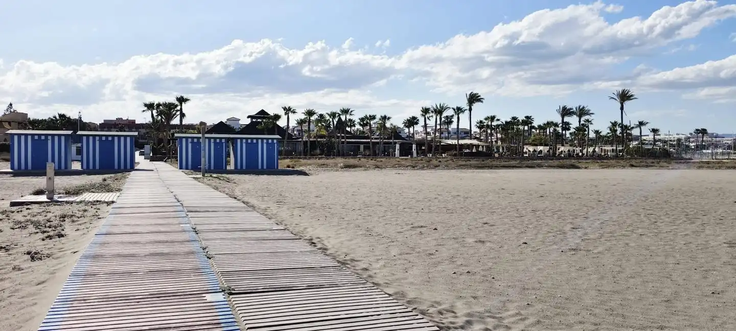 Außenansicht von Wohnungen zur Miete in Vera mit Klimaanlage, Terrasse und Möbliert