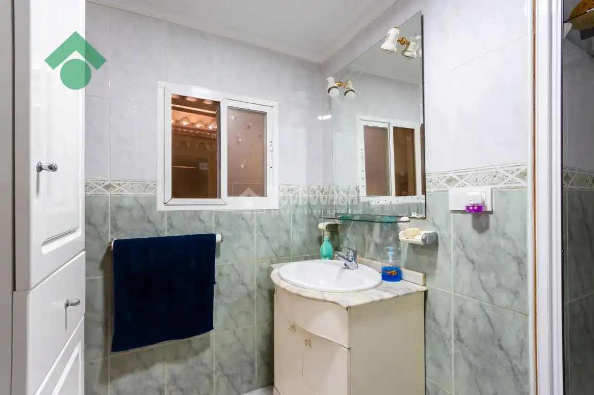 Bathroom of Detached homes for sale in Vélez-Málaga