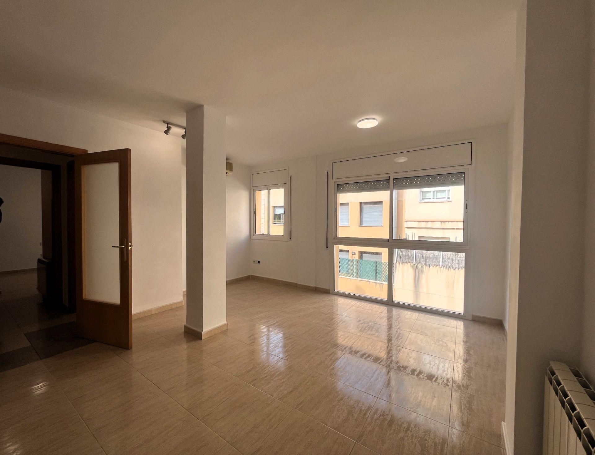 Àtic en venda a Carrer d'Olesa de Bonesvalls, 5, Centre Vila